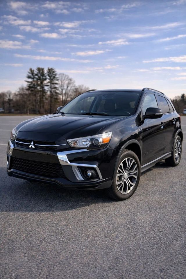 mitsubishi outlander sport 2018 JA4AR3AW3JZ009684 image mitsubishi outlander sport 2018 JA4AR3AW3JZ009684 image